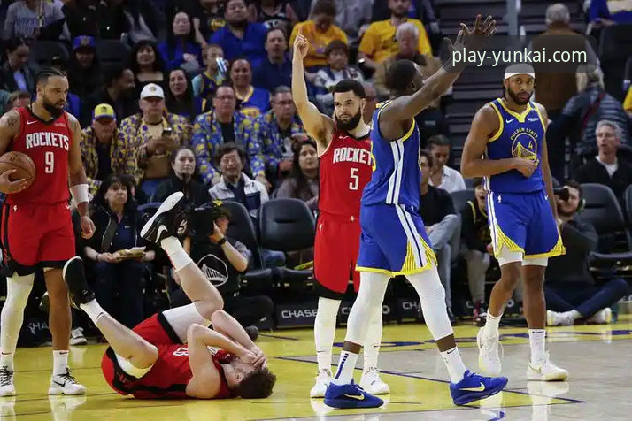 NBA加时激战技术复盘：勇士险胜火箭的战术细节解析